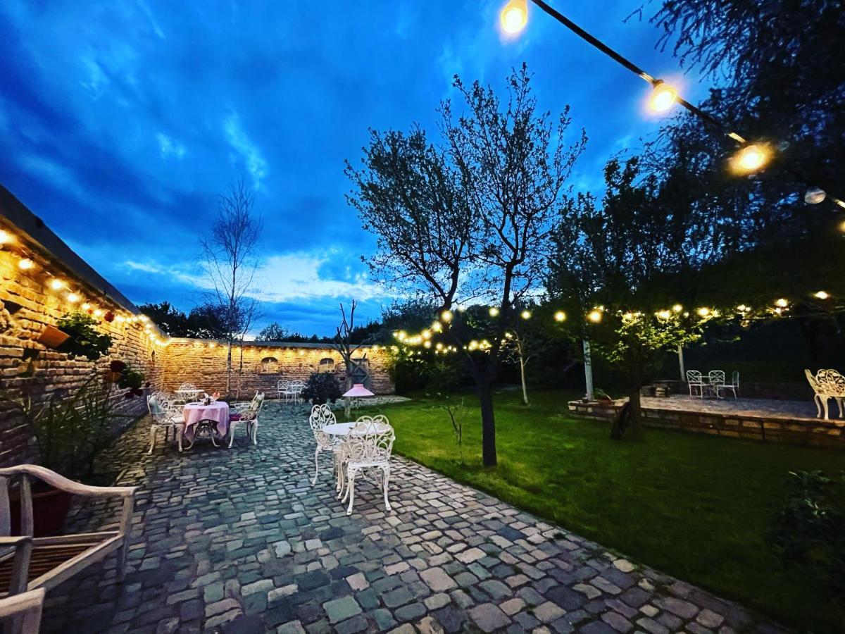 Hanul Moara Veche Pensiune Restaurant Berca Exterior foto