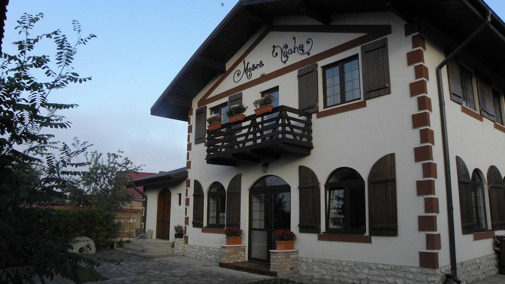 Hanul Moara Veche Pensiune Restaurant Berca Exterior foto